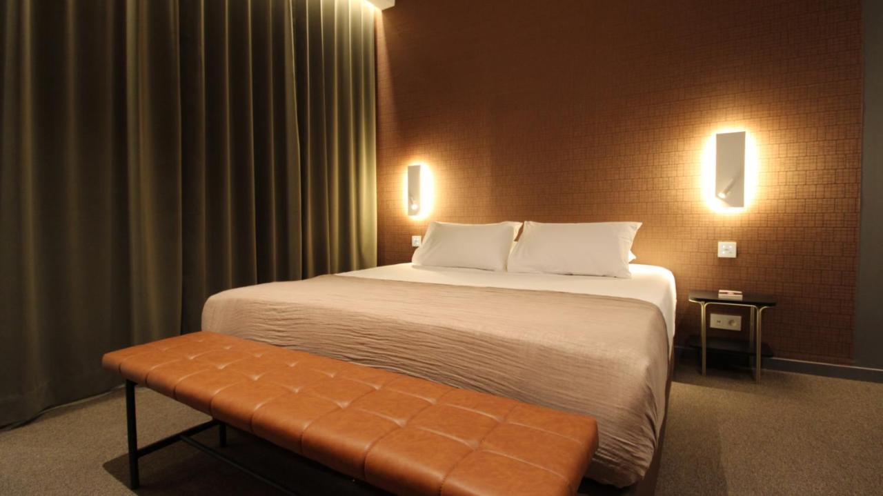 Mihotel Sala リヨン エクステリア 写真